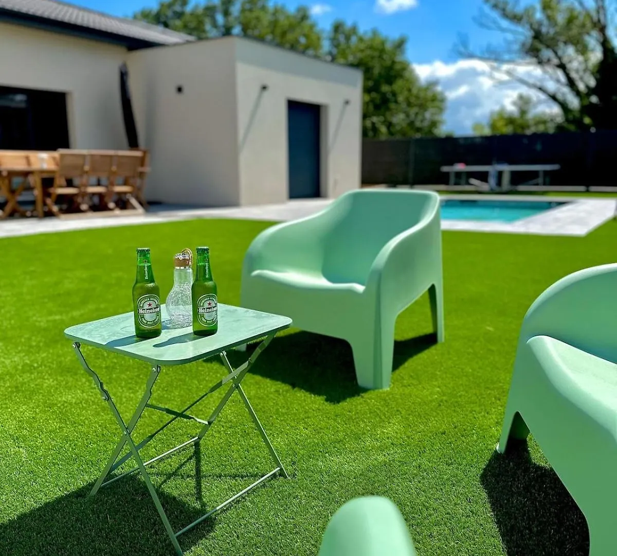 La Charmesienne - Modern Villa With Pool