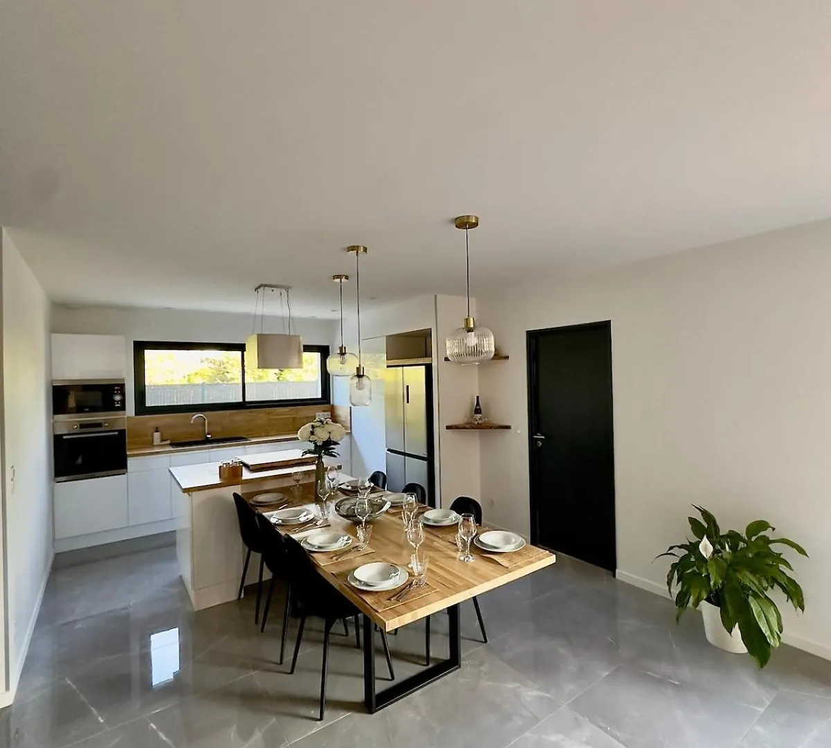 La Charmesienne - Modern Villa With Pool